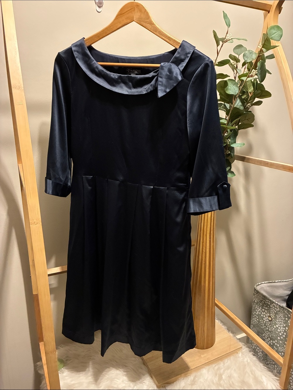 Valentina 100% Silk Made in Italy Pleated Dress with Bow Collar